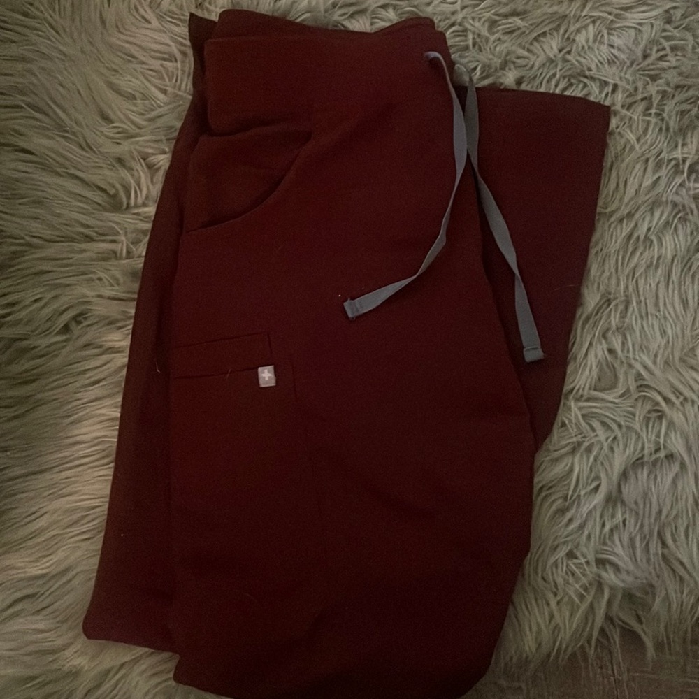 Figs women’s scrub pants
